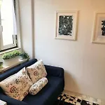 Cozy Flat Near Sao Bento Palace